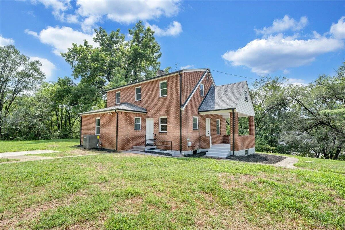 2013 Peters Creek RD NW - Photo 37