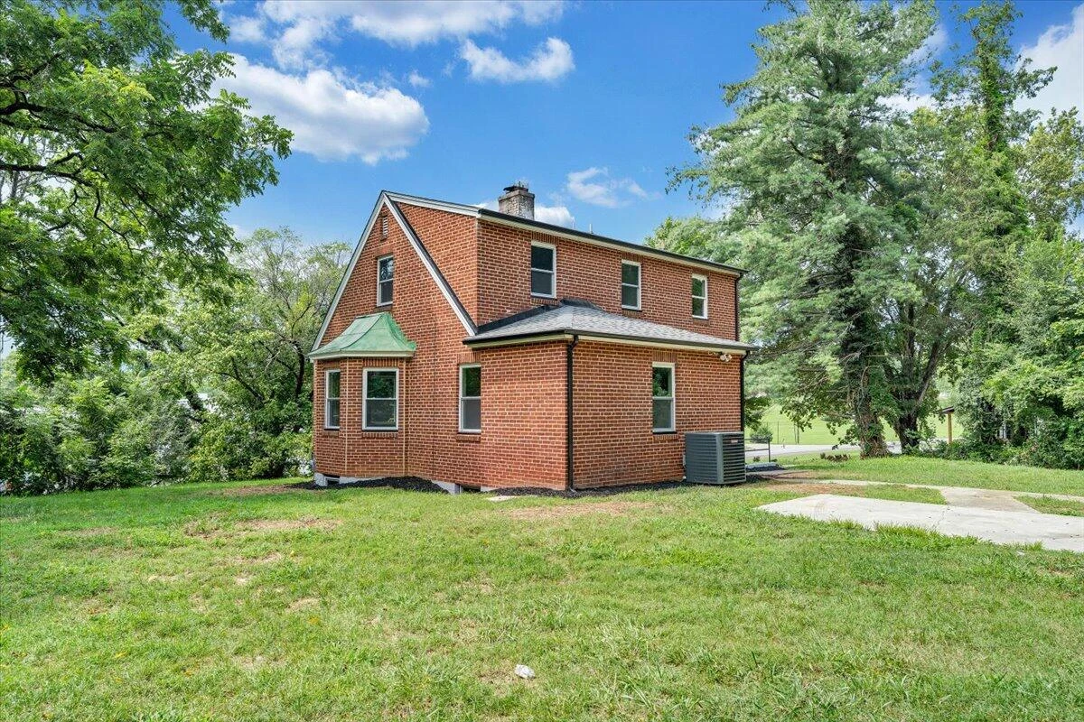 2013 Peters Creek RD NW - Photo 43