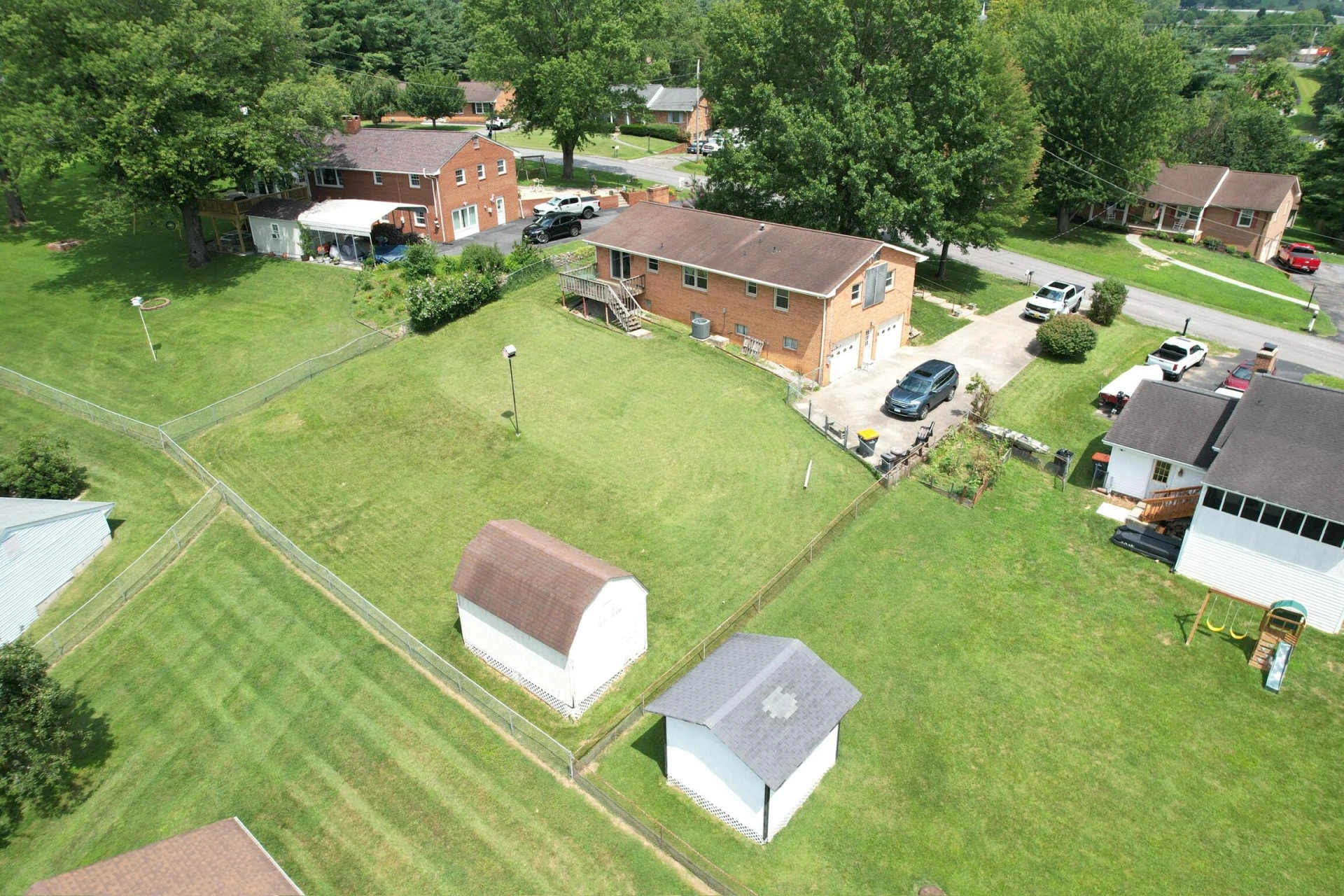 55 Oxford CIR - Photo 8