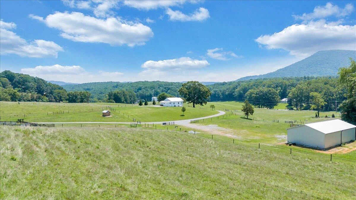 4148 Little Catawba Creek RD - Photo 105