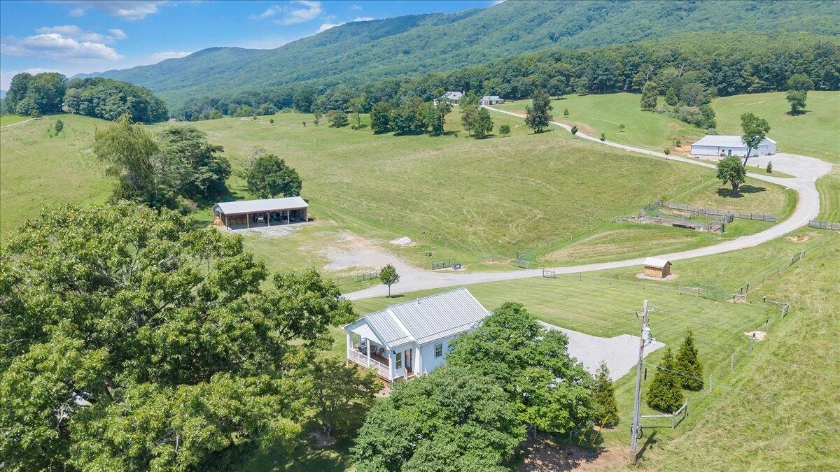 4148 Little Catawba Creek RD - Photo 107