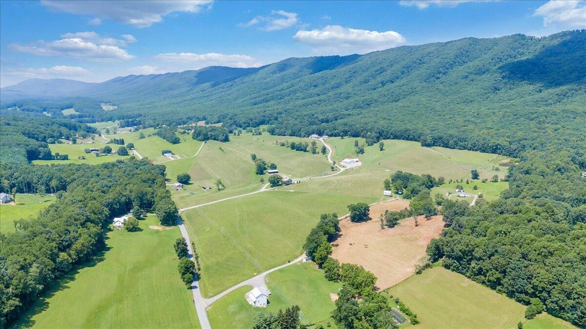 4148 Little Catawba Creek RD - Photo 146