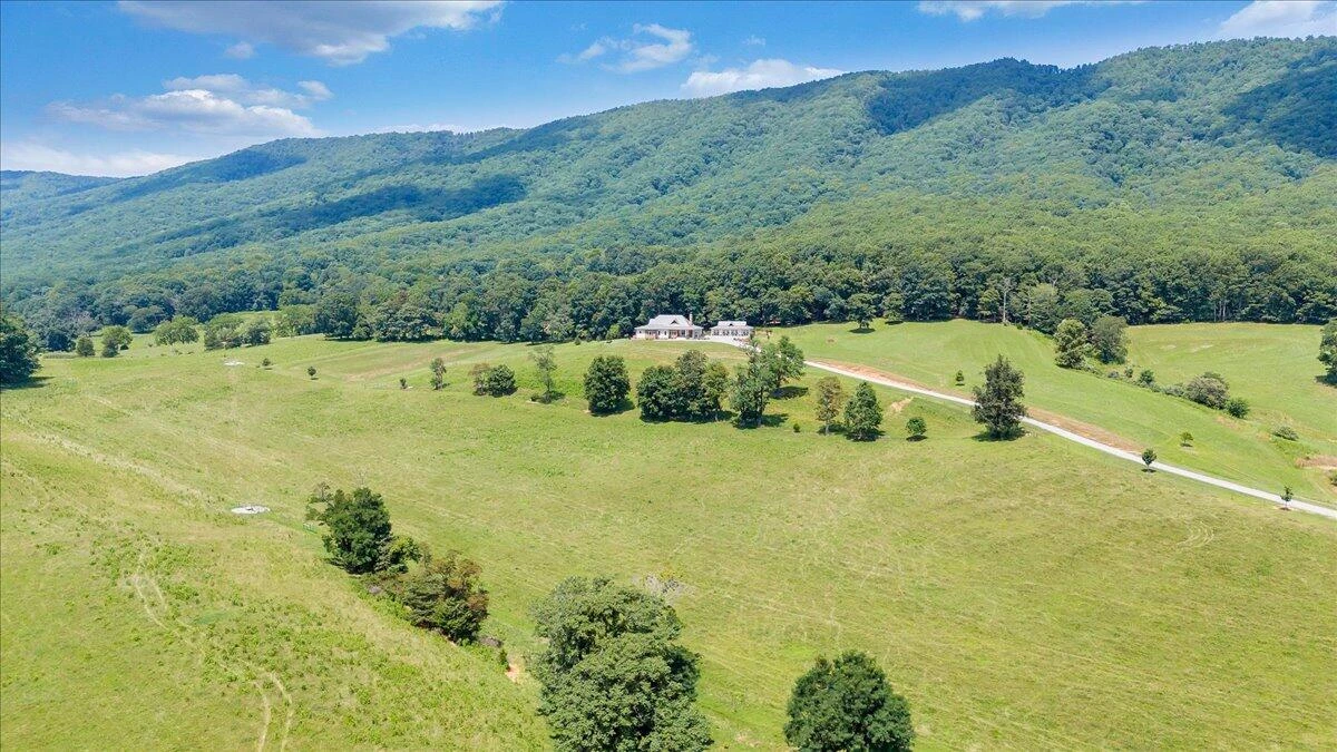 4148 Little Catawba Creek RD - Photo 154