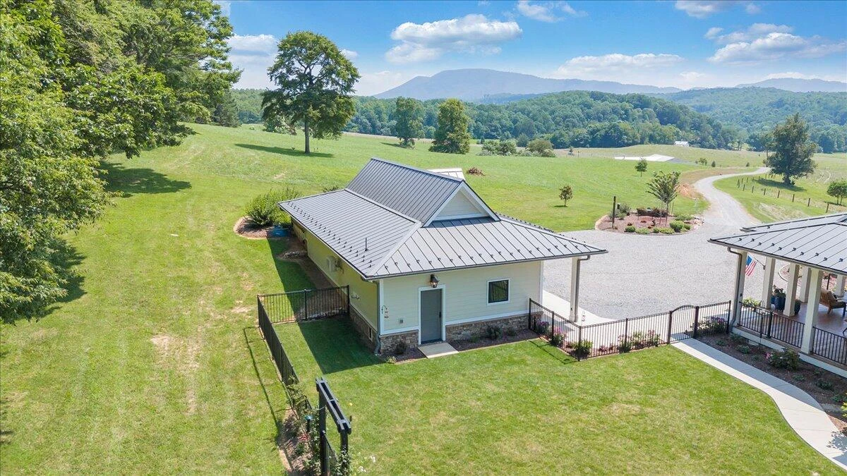 4148 Little Catawba Creek RD - Photo 67