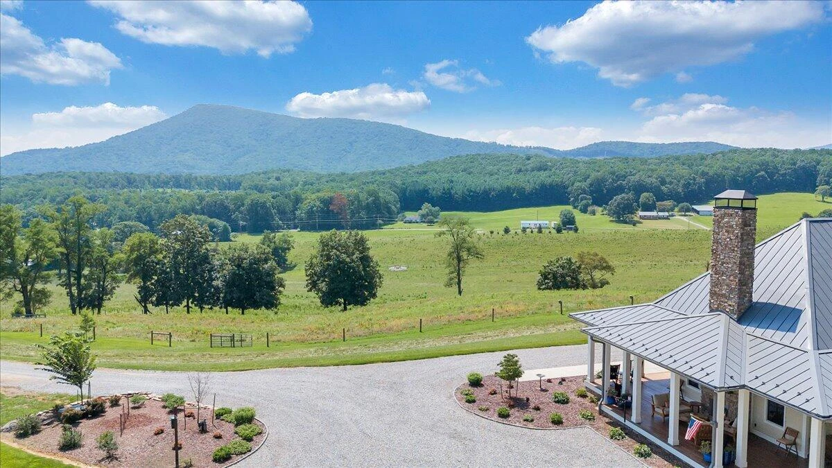 4148 Little Catawba Creek RD - Photo 70