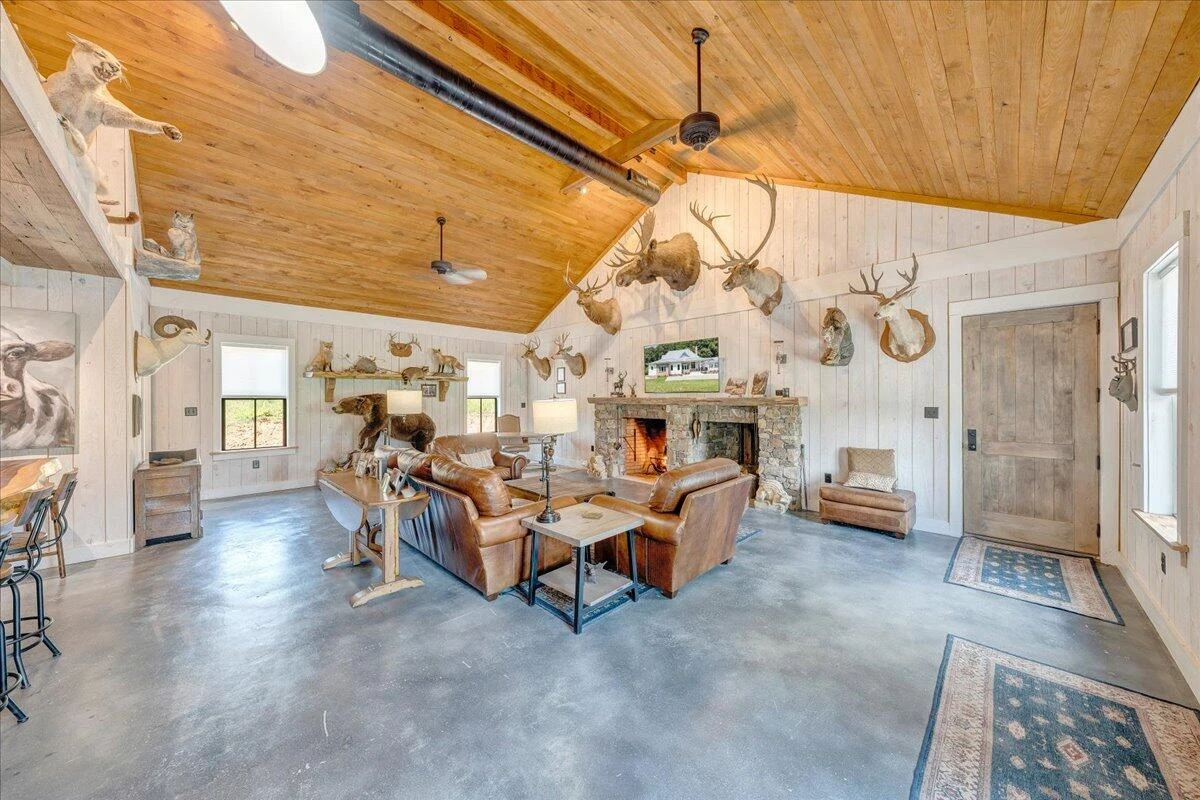 4148 Little Catawba Creek RD - Photo 81