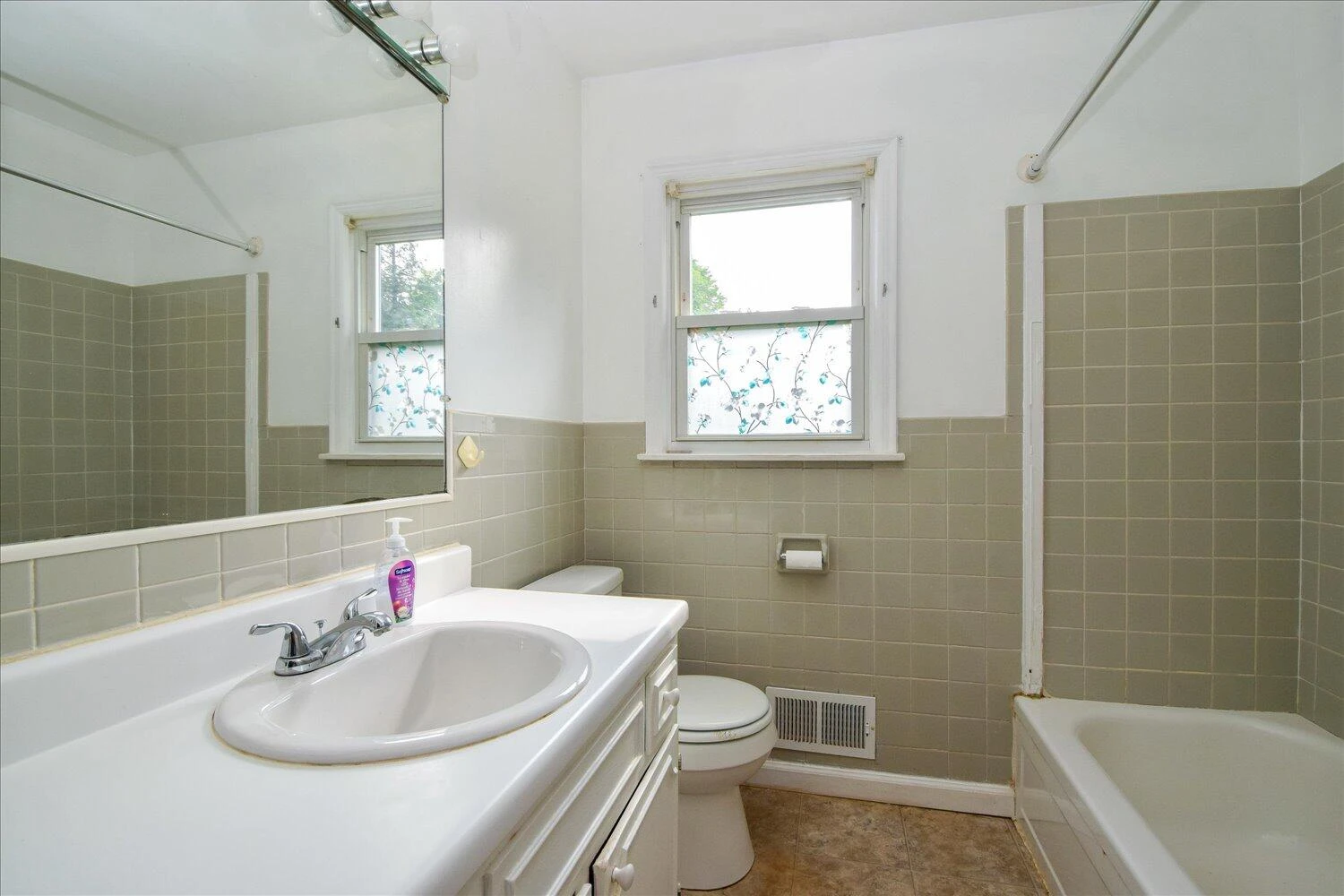2779 Hillbrook DR - Photo 21