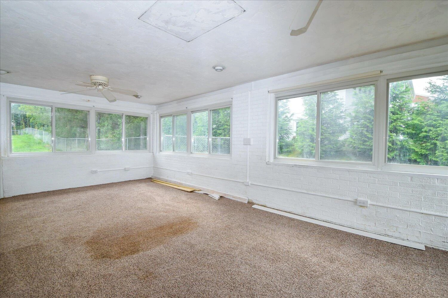 2779 Hillbrook DR - Photo 28