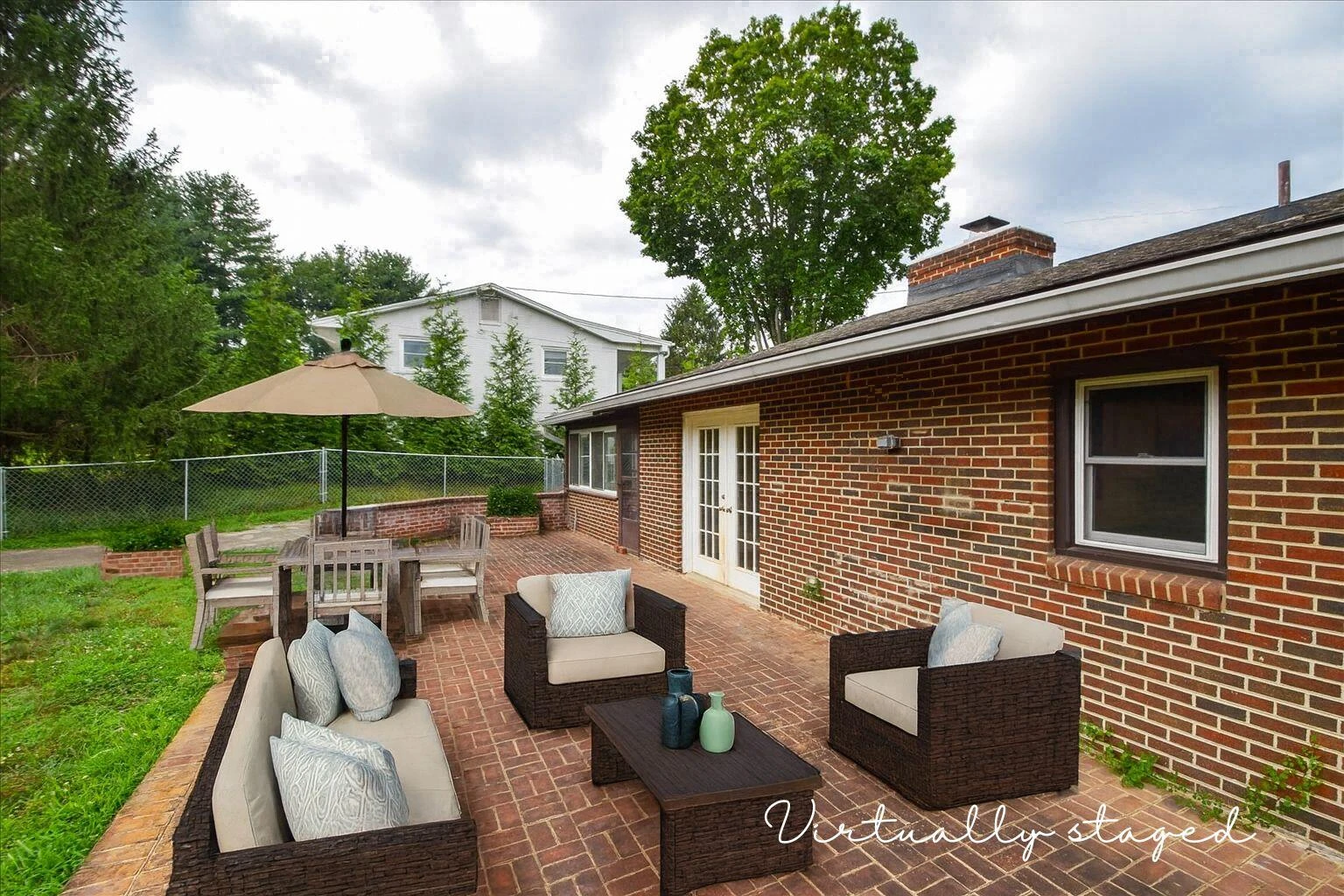 2779 Hillbrook DR - Photo 33
