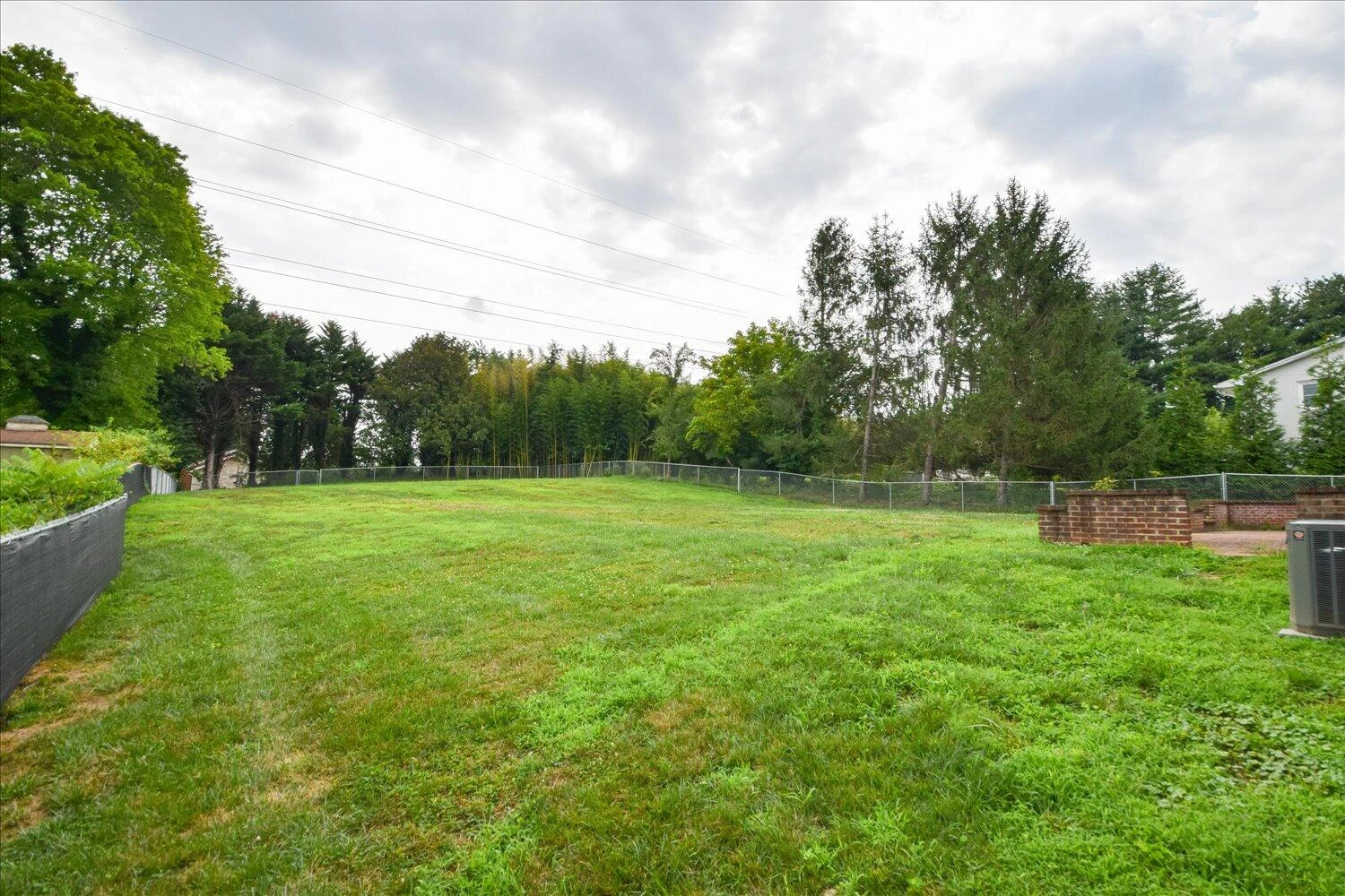 2779 Hillbrook DR - Photo 34