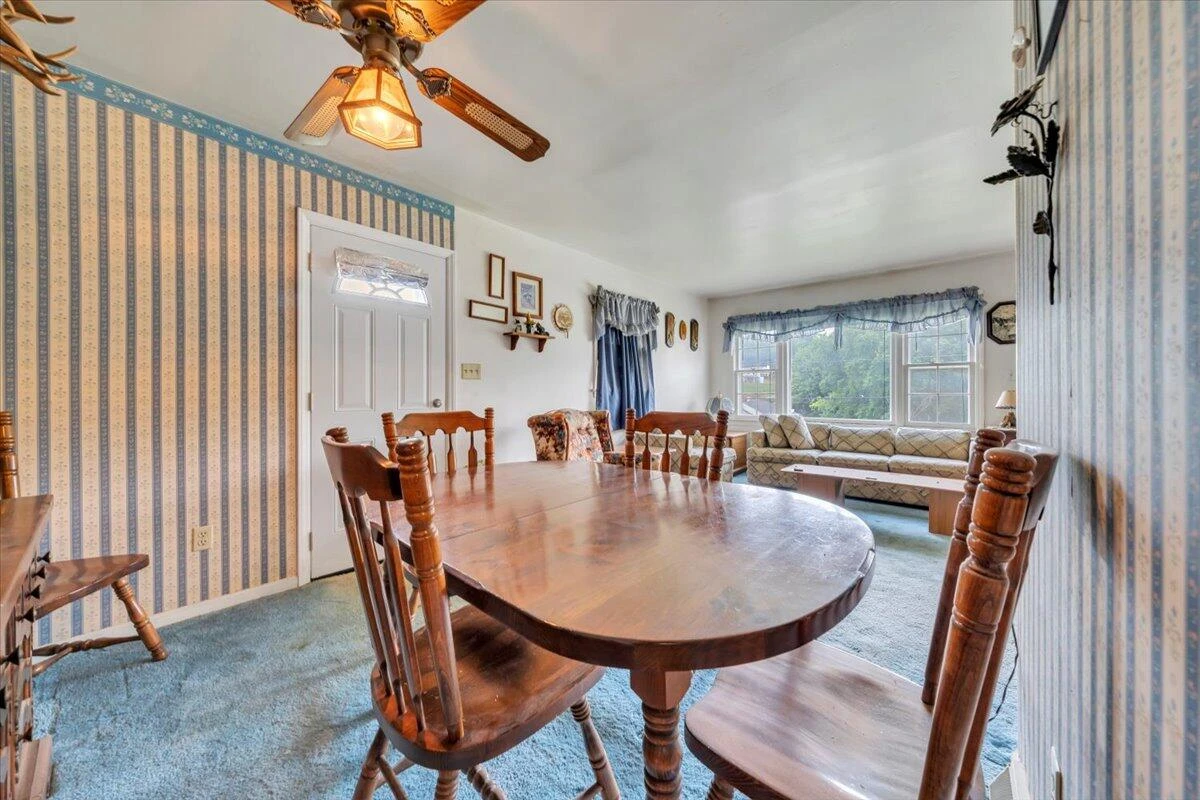 5116 Woodlawn RD NW - Photo 10