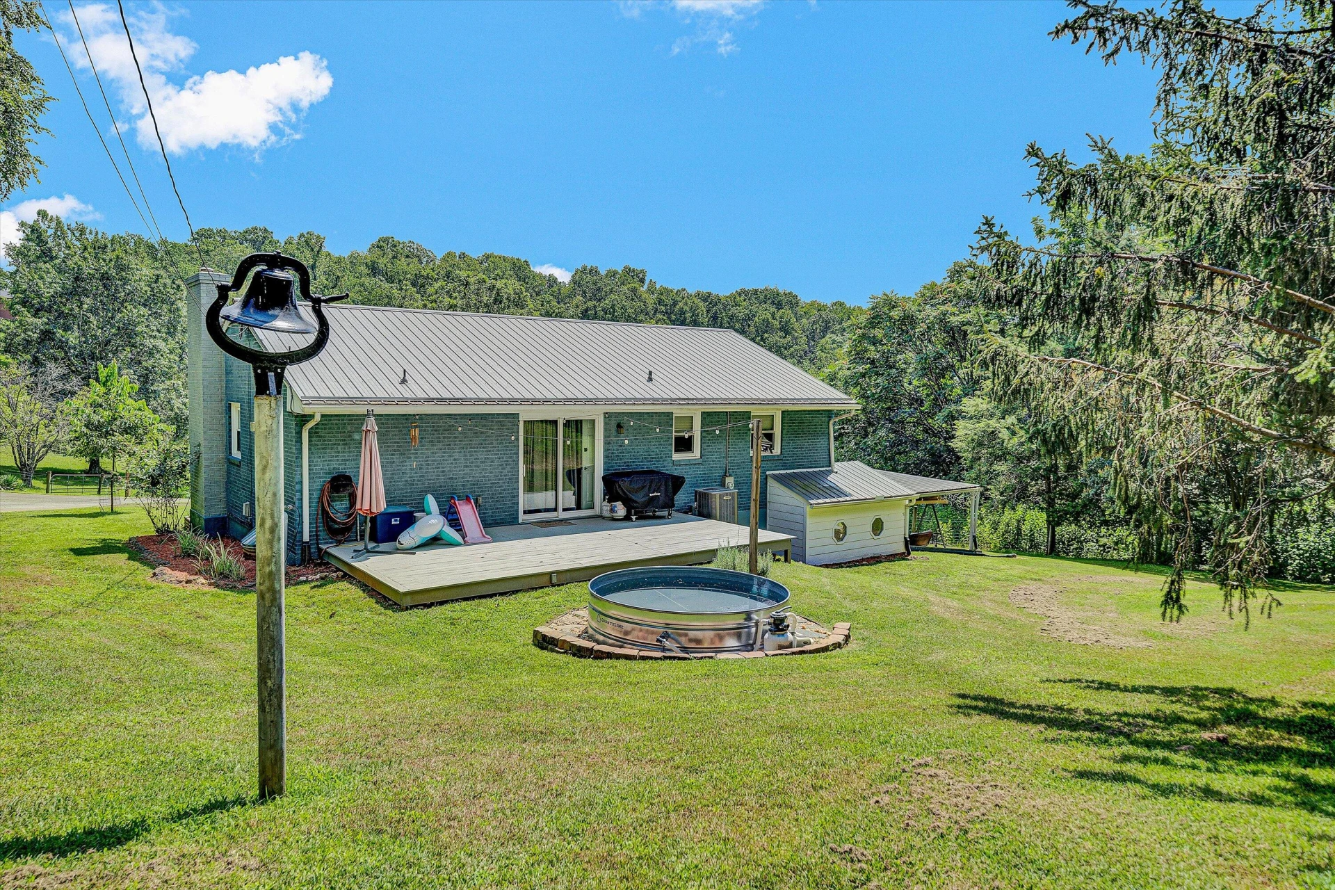 2332 Rutrough RD SE - Photo 29