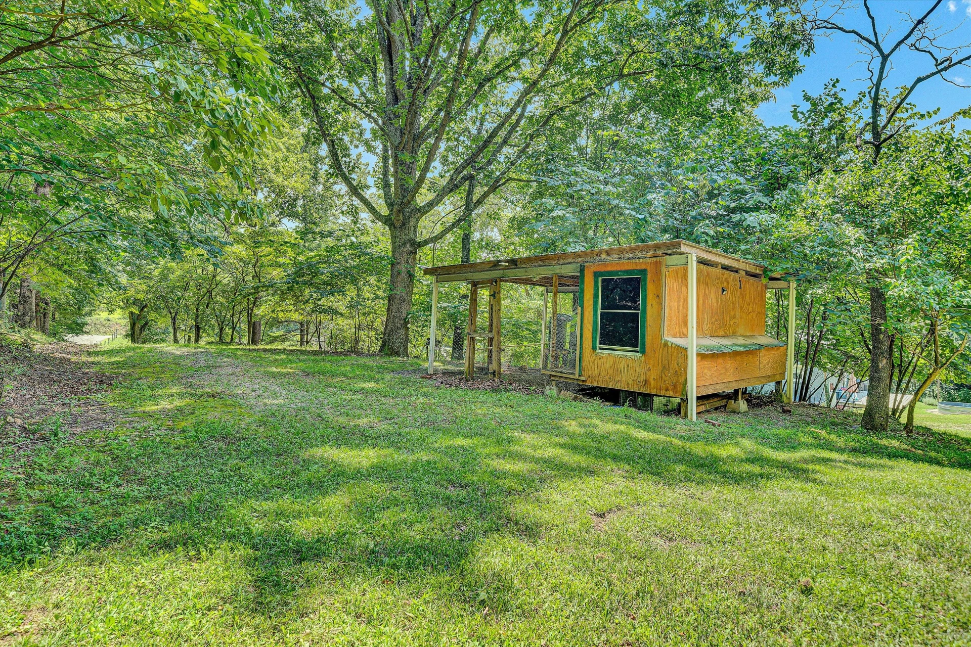 2332 Rutrough RD SE - Photo 31