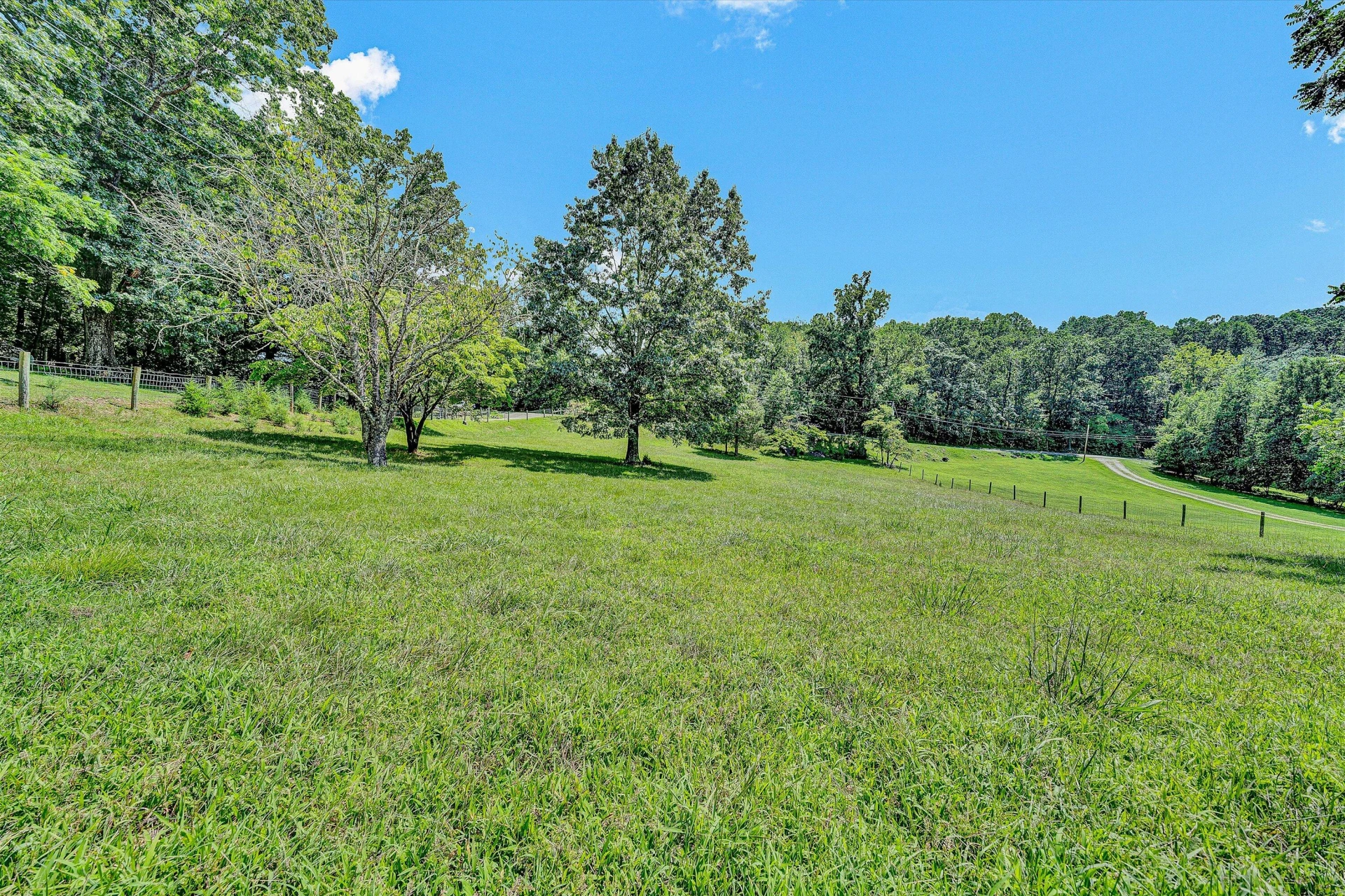 2332 Rutrough RD SE - Photo 33