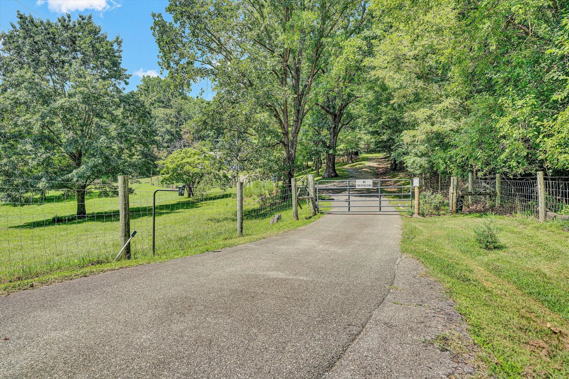 2332 Rutrough RD SE - Photo 40