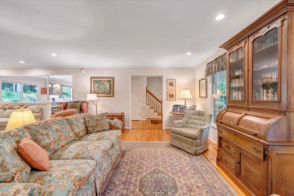 6236 Saddleridge RD - Photo 14
