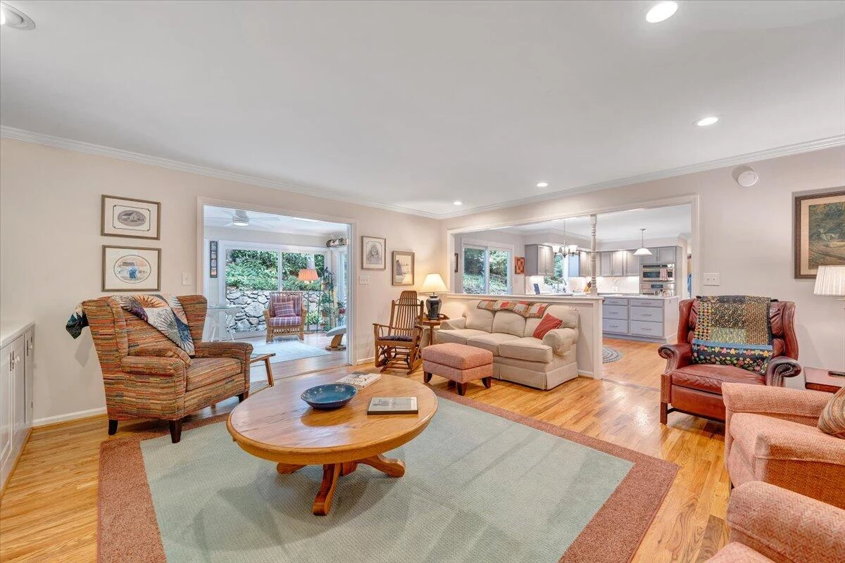 6236 Saddleridge RD - Photo 15