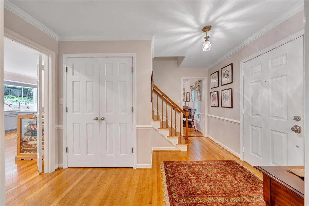 6236 Saddleridge RD - Photo 7