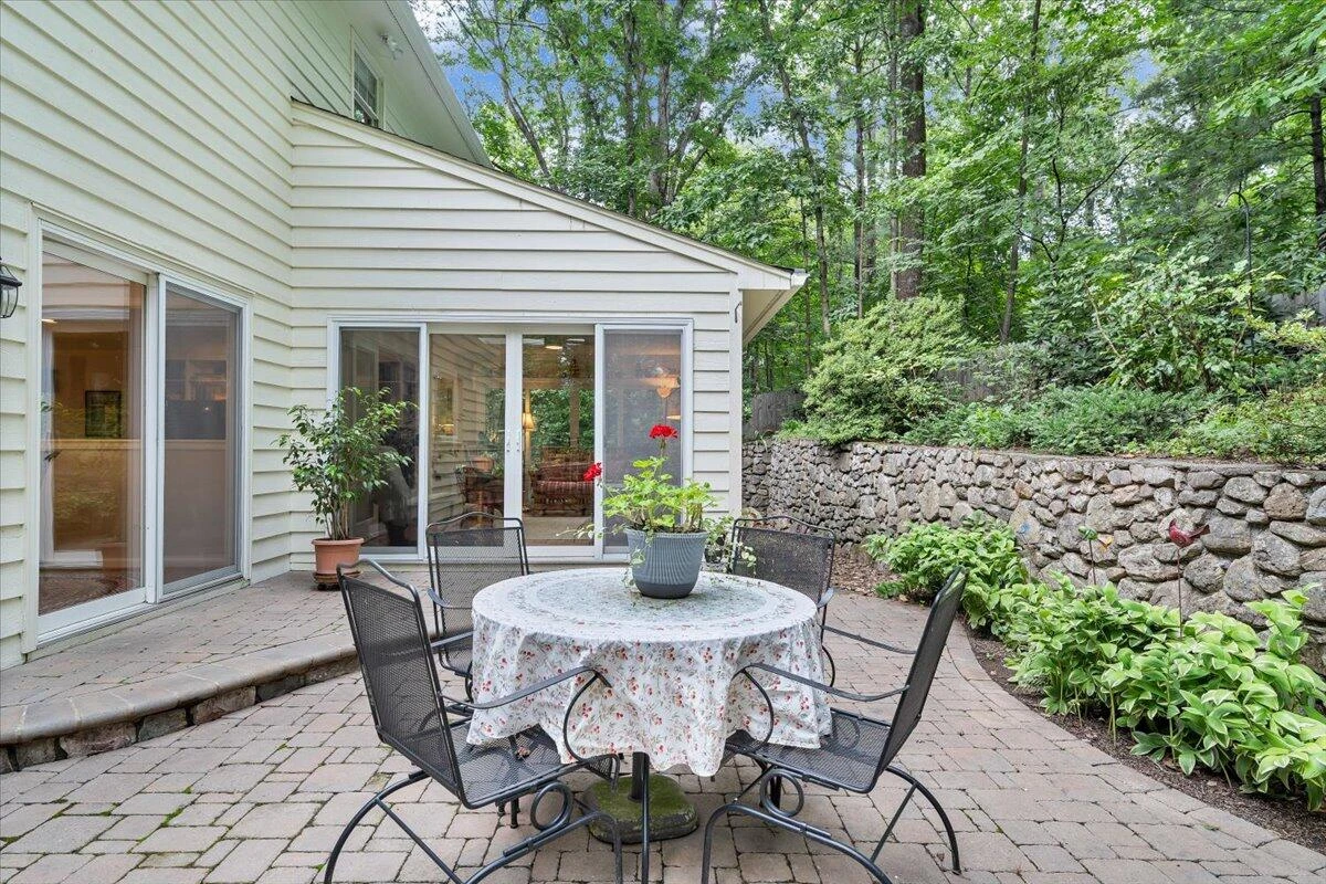 6236 Saddleridge RD - Photo 64