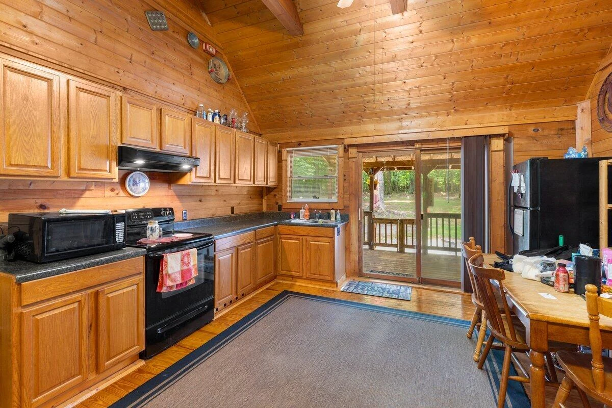 1239 Hummingbird LN - Photo 11