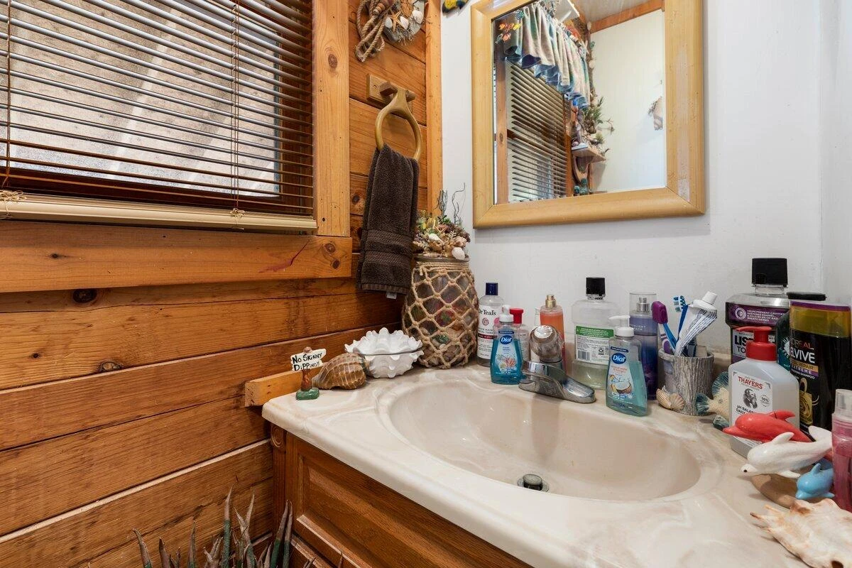1239 Hummingbird LN - Photo 15