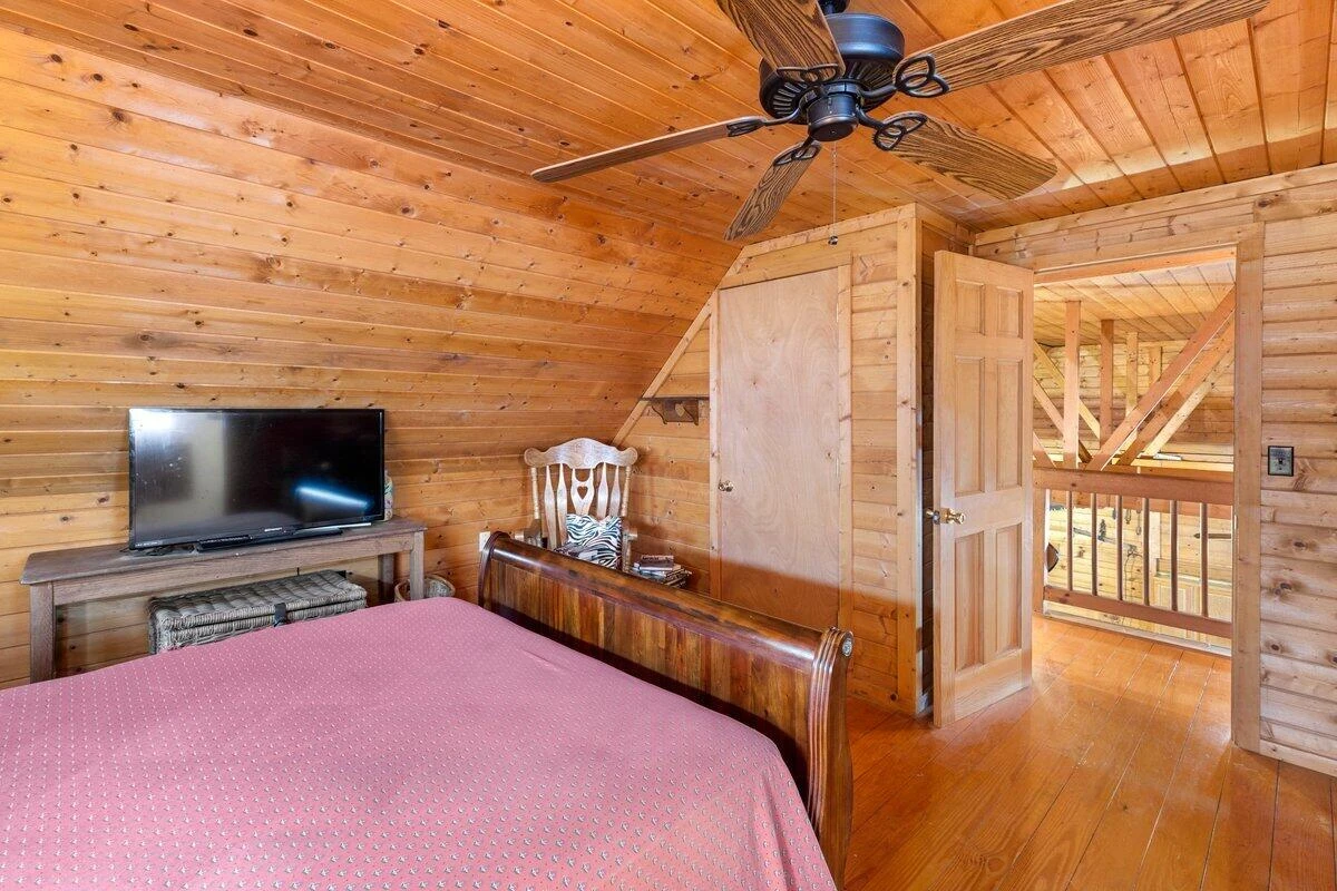 1239 Hummingbird LN - Photo 23