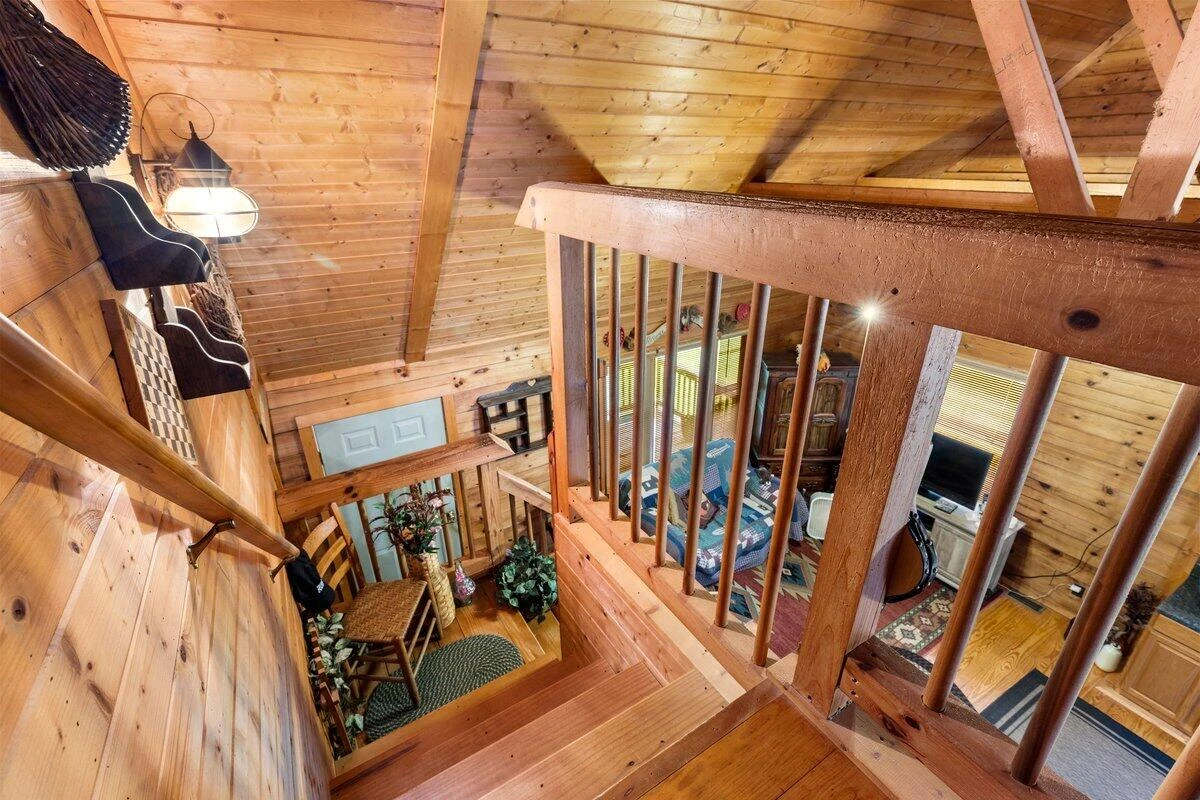 1239 Hummingbird LN - Photo 27