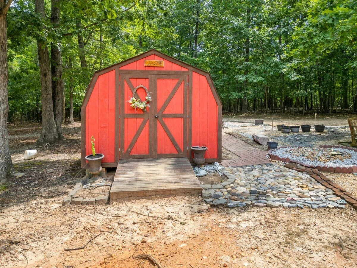 1239 Hummingbird LN - Photo 41
