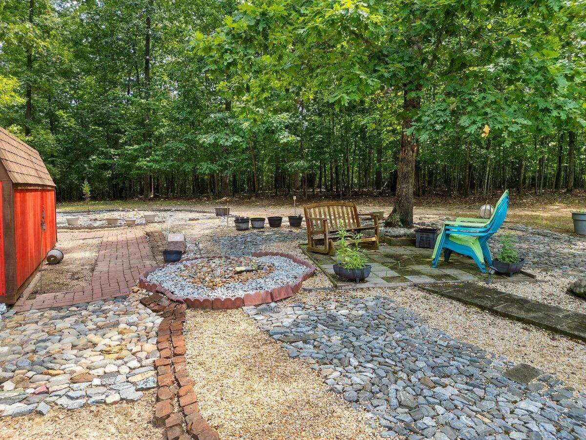 1239 Hummingbird LN - Photo 42