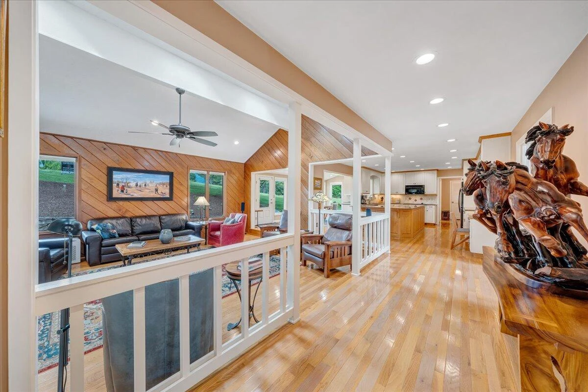 5319 McVitty RD - Photo 18