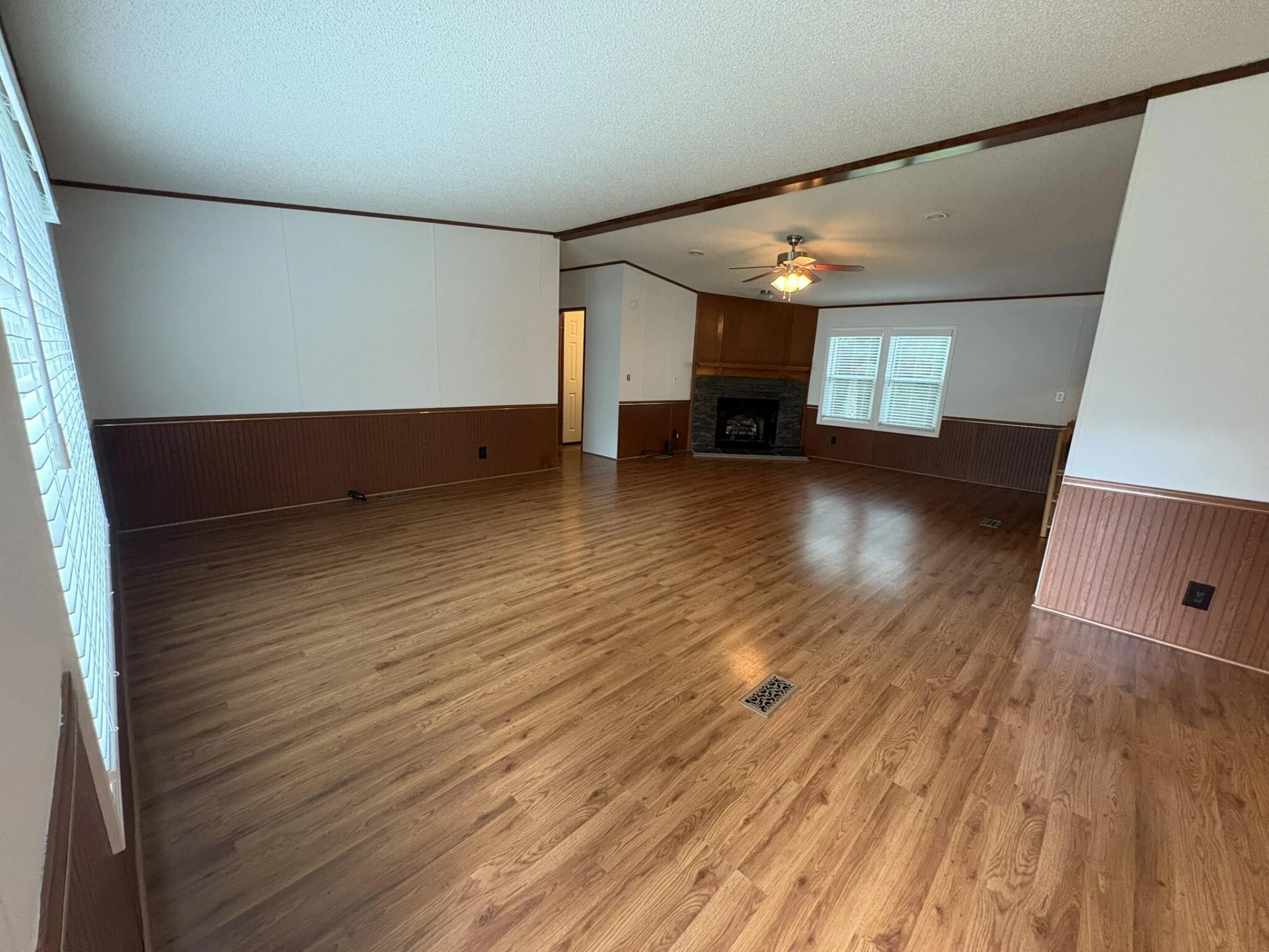 7526 Apple Grove LN SW - Photo 5
