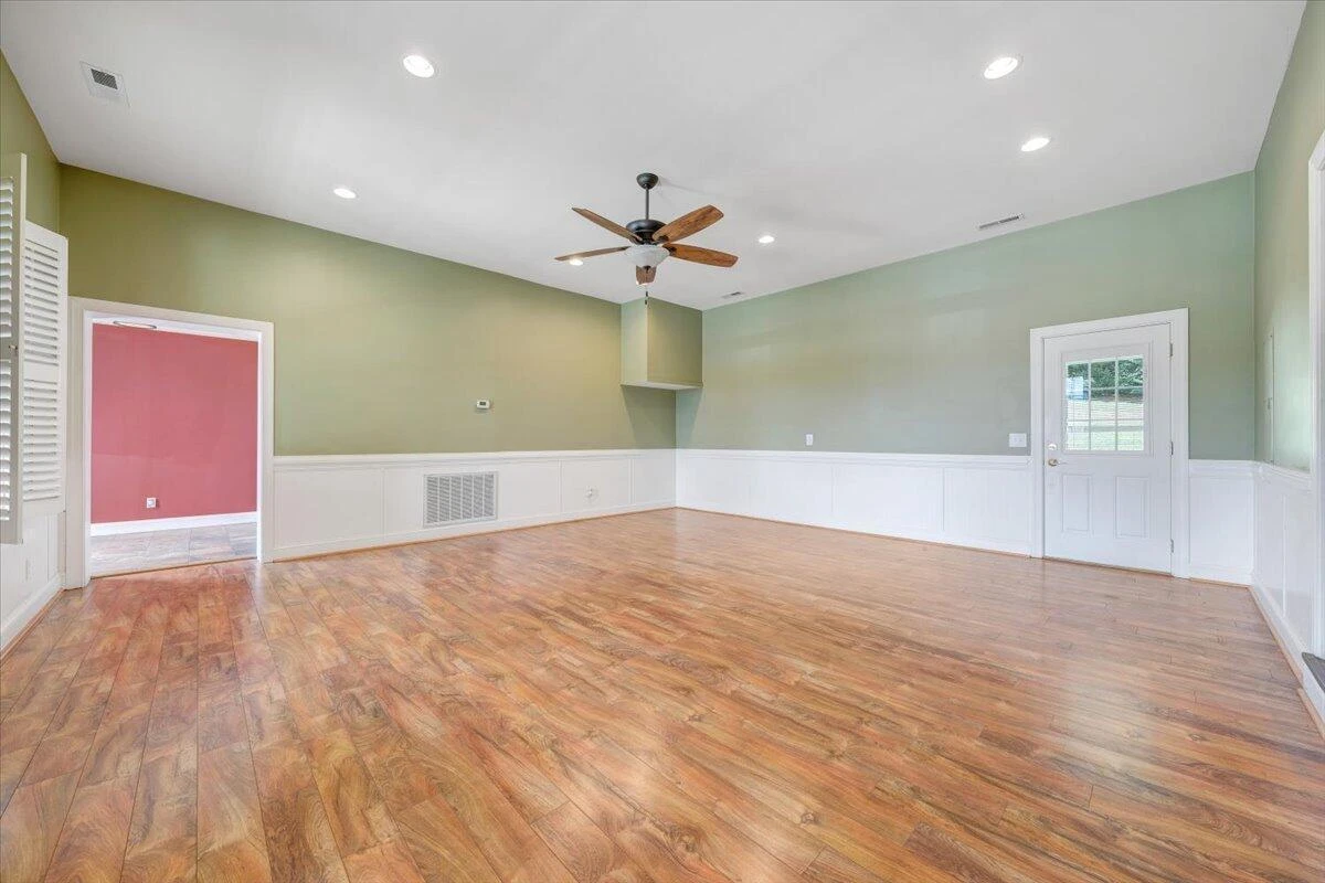 116 Dusty RD - Photo 35