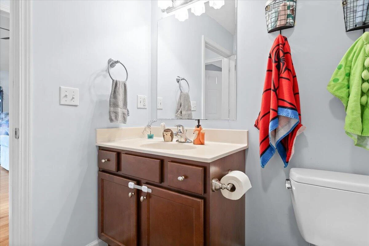713 Hugh AVE - Photo 11