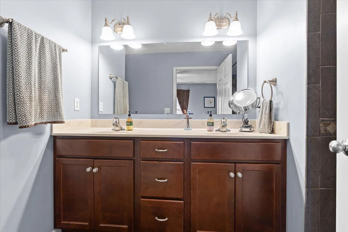 713 Hugh AVE - Photo 27