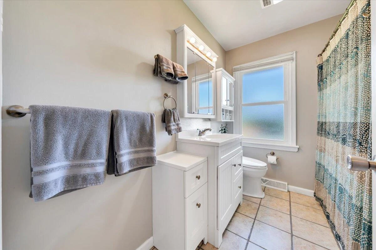 2236 Mountain View TER SW - Photo 17