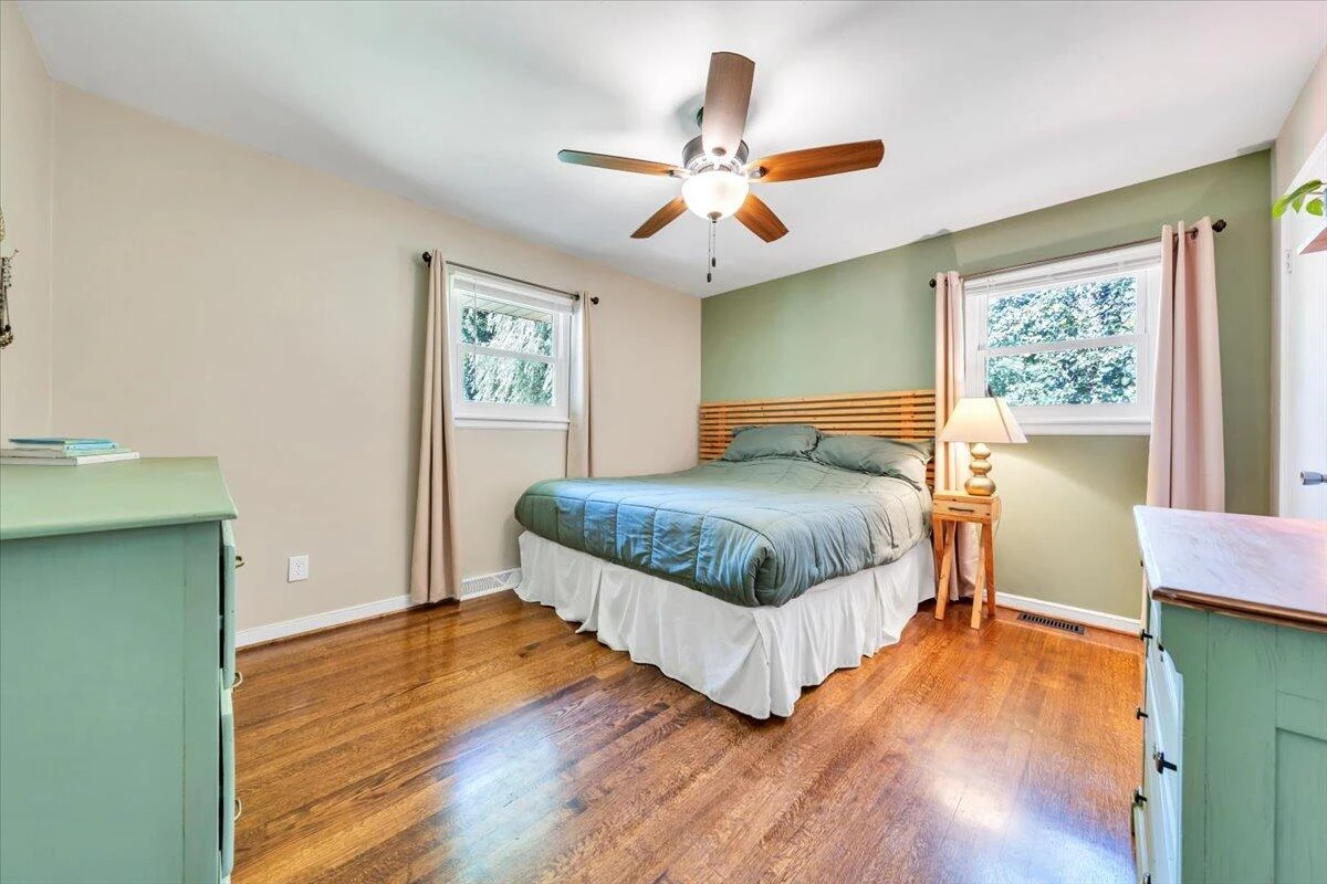2236 Mountain View TER SW - Photo 20