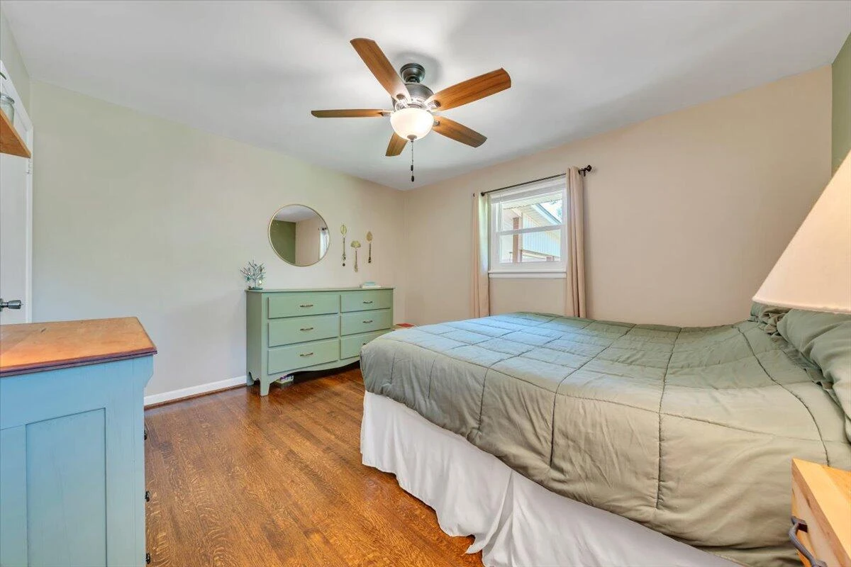 2236 Mountain View TER SW - Photo 22