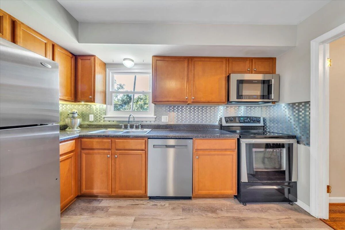 2236 Mountain View TER SW - Photo 9