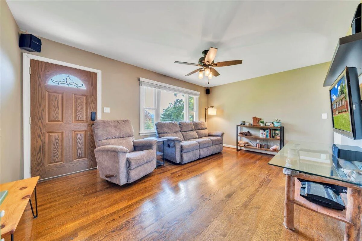 2236 Mountain View TER SW - Photo 12