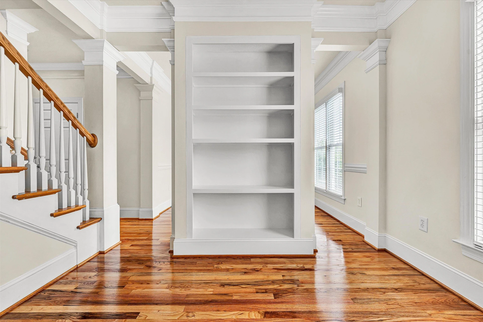 3823 Greenway DR SW - Photo 11