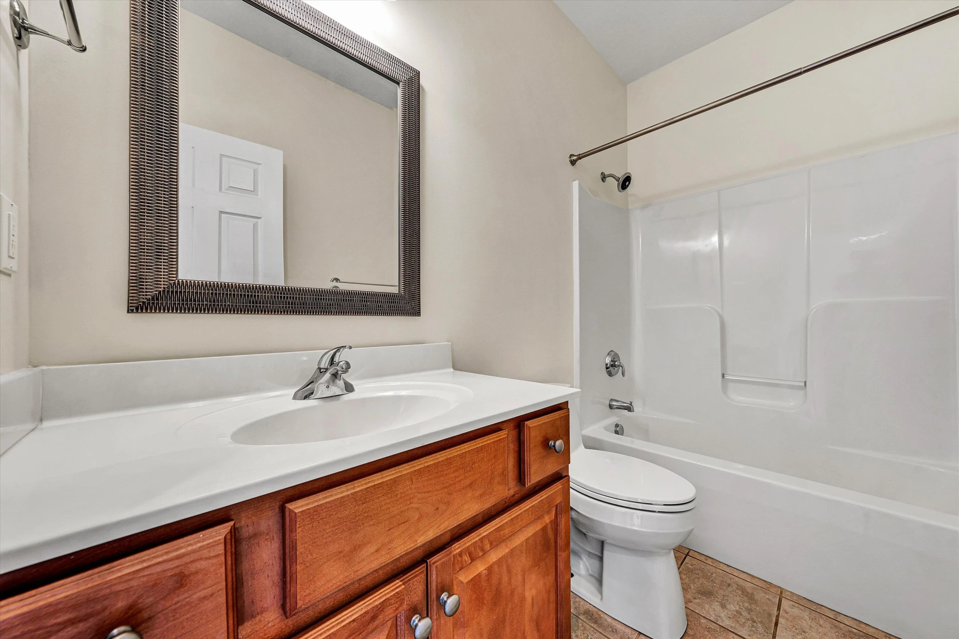 3823 Greenway DR SW - Photo 25