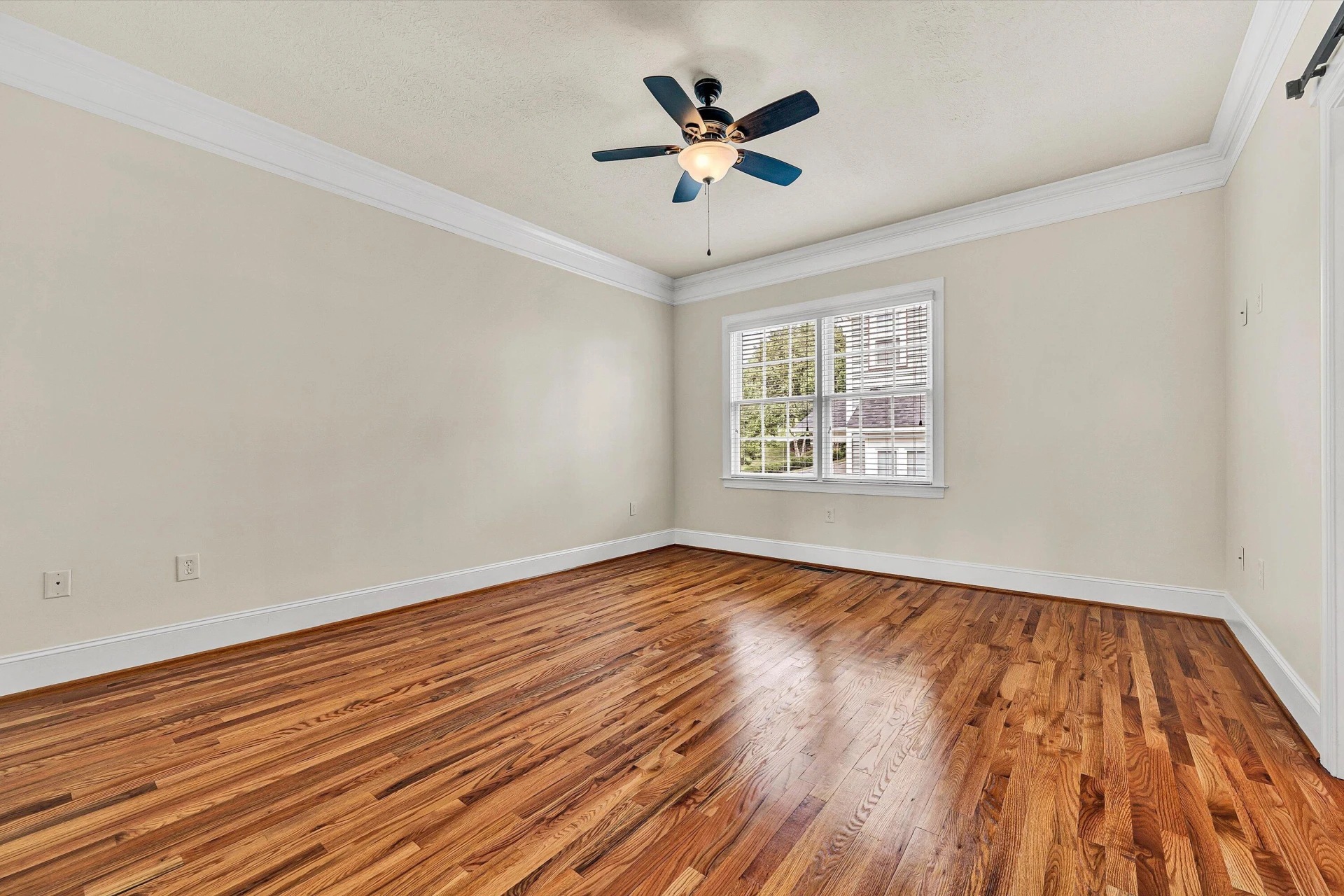 3823 Greenway DR SW - Photo 26