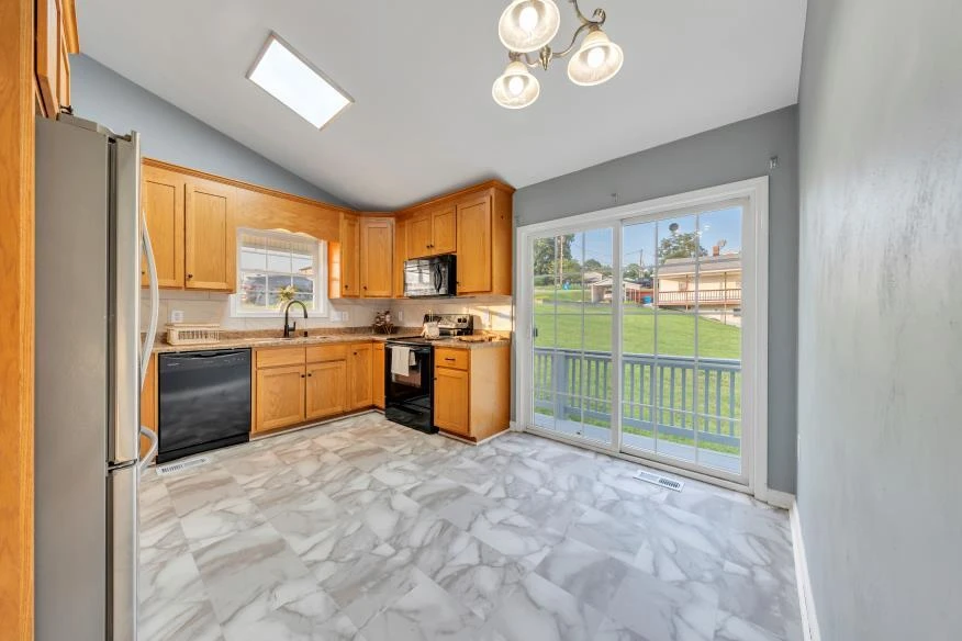 1349 Archbold AVE NE - Photo 13