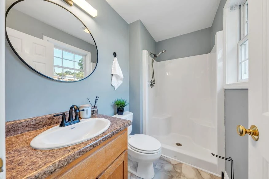 1349 Archbold AVE NE - Photo 19