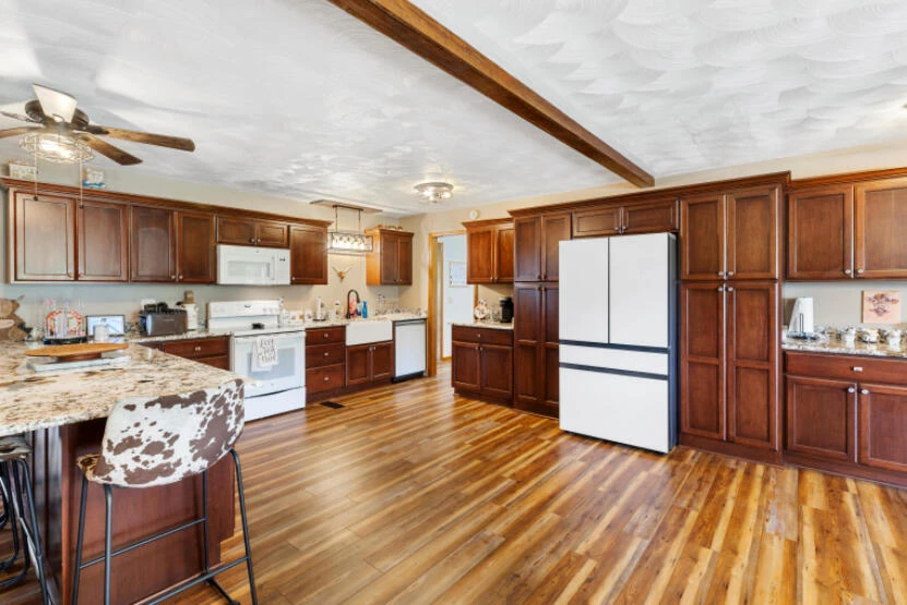 437 Posey RD NW - Photo 16