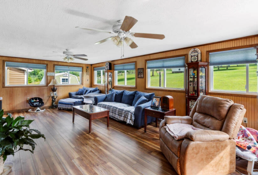 437 Posey RD NW - Photo 24