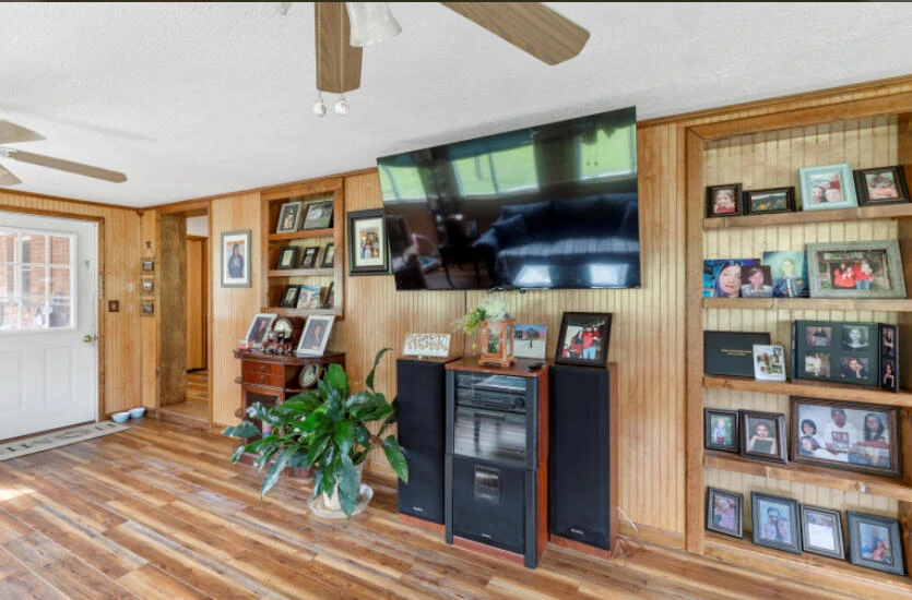 437 Posey RD NW - Photo 26