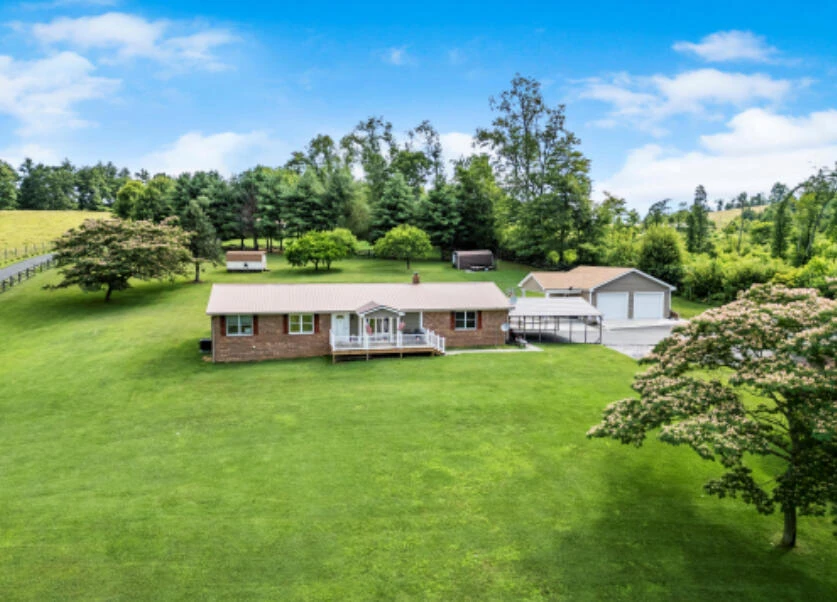 437 Posey RD NW - Photo 57