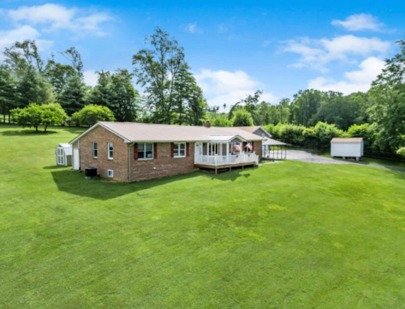 437 Posey RD NW - Photo 58