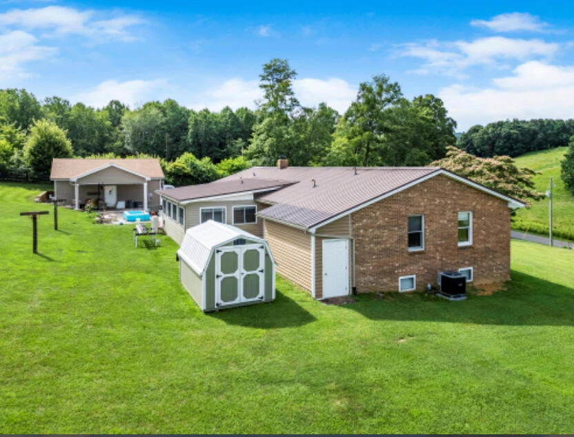 437 Posey RD NW - Photo 62